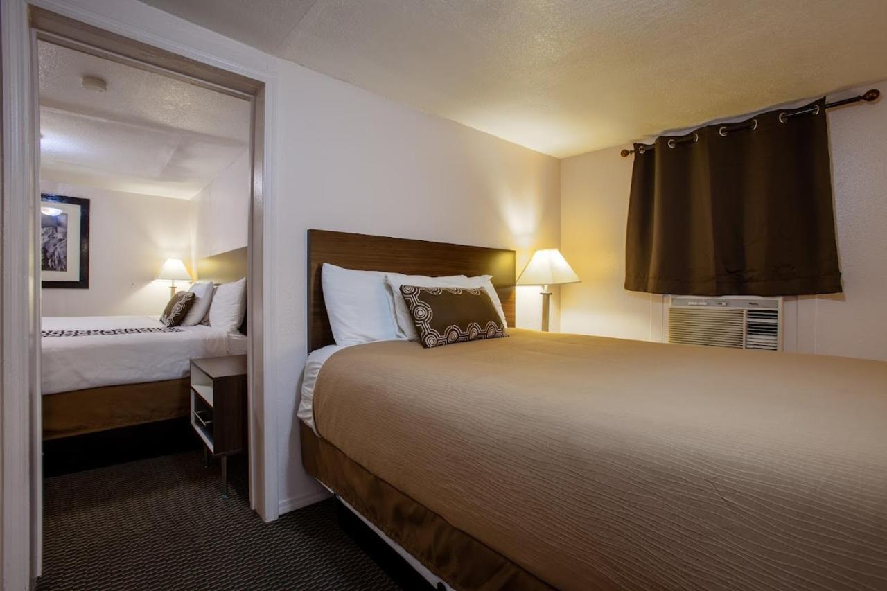 Celilo Motel